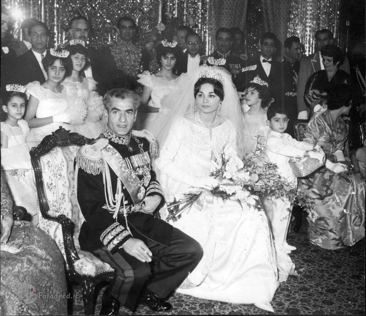 عروسی فرح پهلوی در شب یلدا