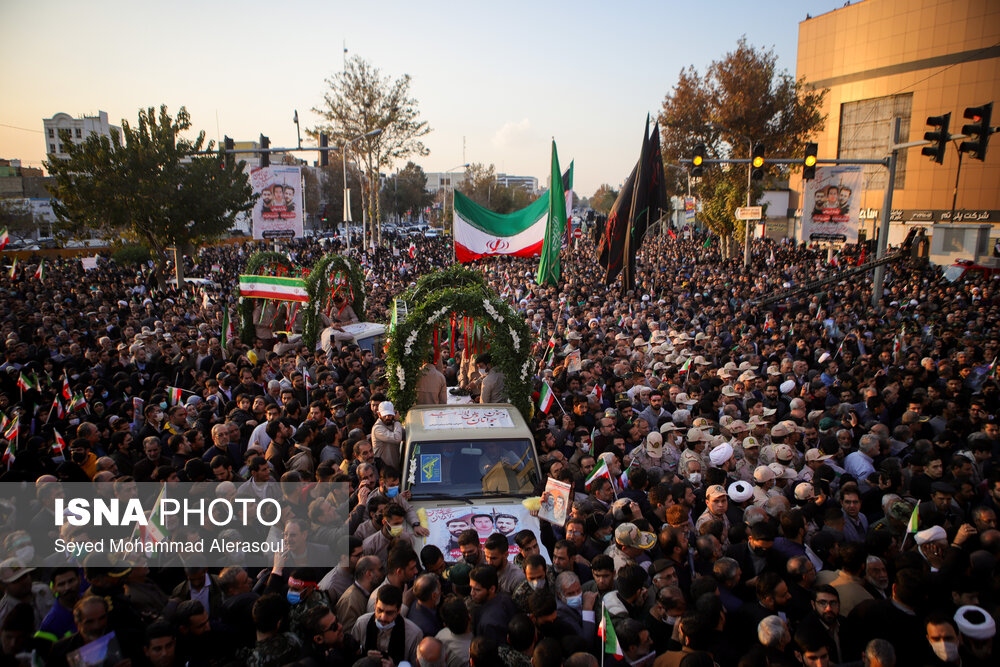 تشییع پیکر سه بسیجی در مشهد و شیراز 2