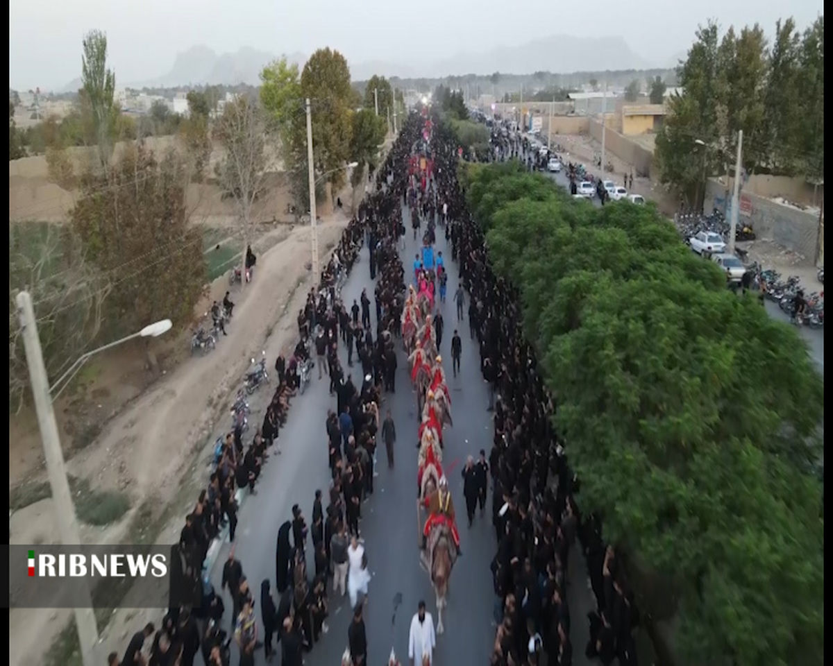 بزرگترین کاروان نمادین کشور در خمینی شهر+فیلم