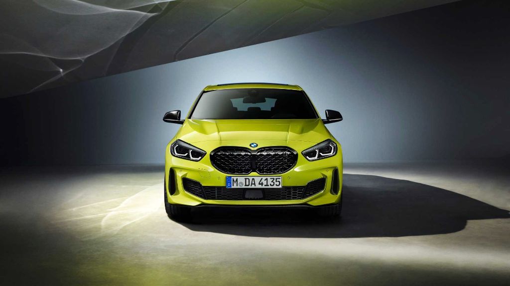 رونمایی BMW از مدل ۲۰۲۲ خودرو M135i xDrive + تصاویر