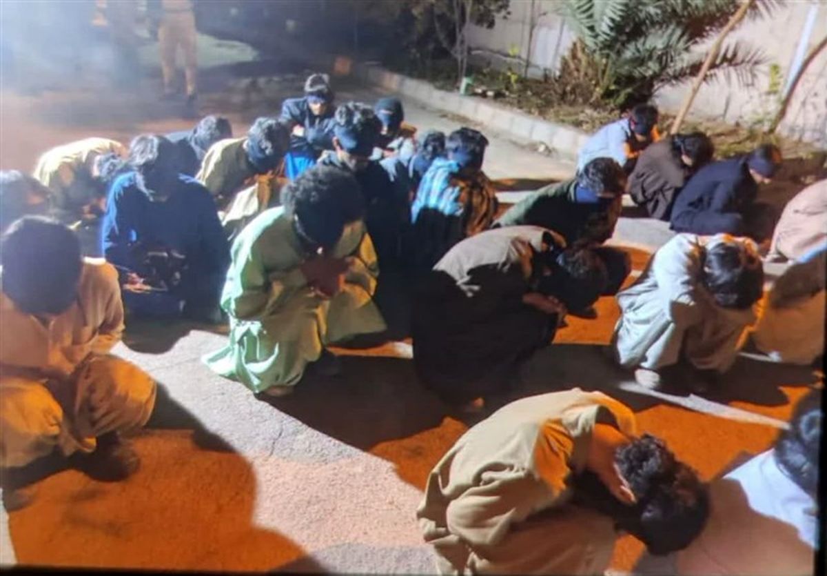 اداره کل اطلاعات سیستان و بلوچستان: بازداشت 100 نفر از اوباش و سارقان مسلح در زاهدان‌